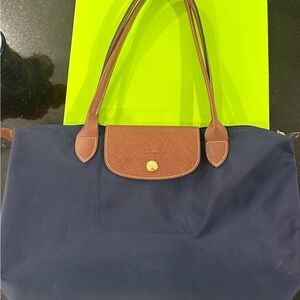Longchamp small tote in excellent condition